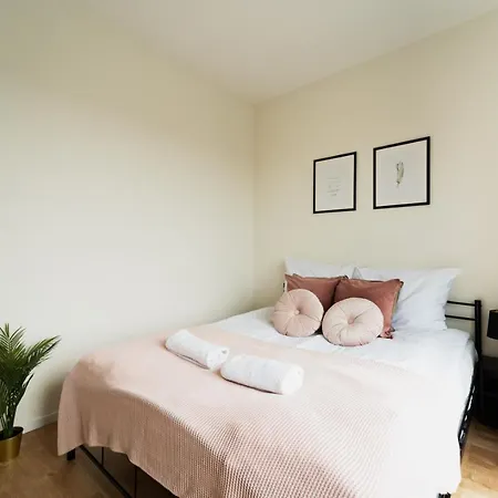 Apartment Cosy Apart - Ksiecia Witolda Street - Nice View - Parking Place *