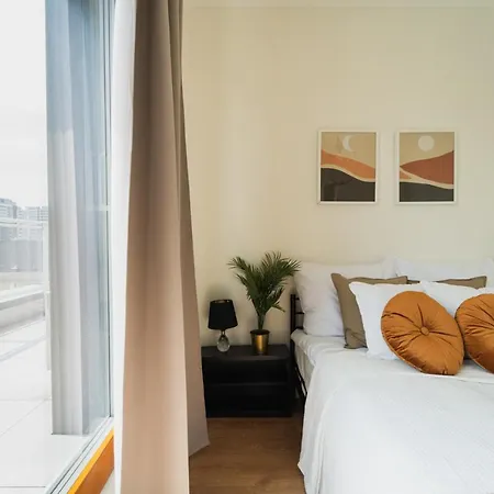Cosy Apart - Ksiecia Witolda Street - Nice View - Parking Place Apartment Breslau