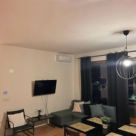 Apartment Cosy Apart - Ksiecia Witolda Street - Nice View - Parking Place Breslau
