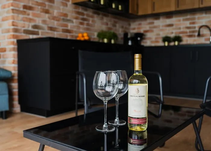 Cosy - Ksiecia Witolda Street - View - Parking Place Wroclaw