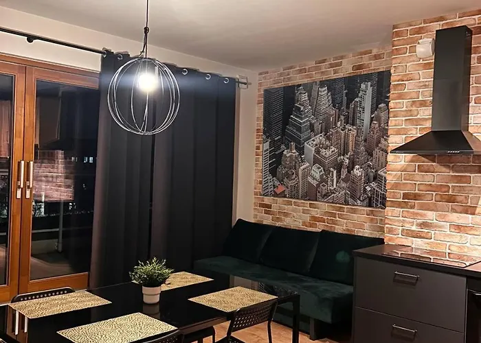 Cosy - Ksiecia Witolda Street - View - Parking Place